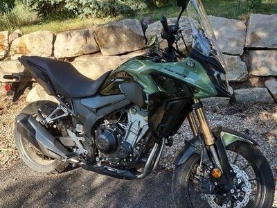 cb500x like new, very low mileage