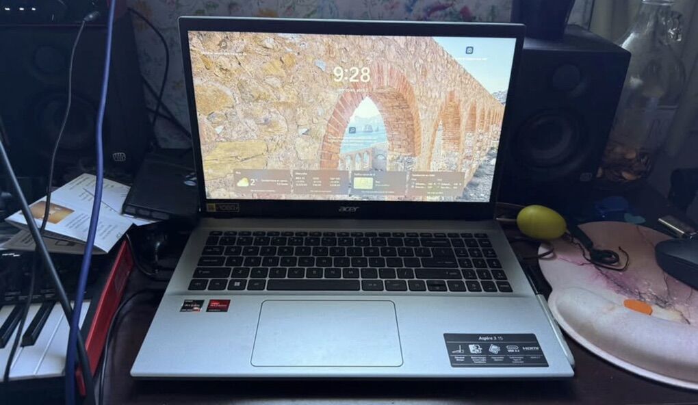 Laptop Acer Ryzen 7 AMD 16ram 512storage 15in