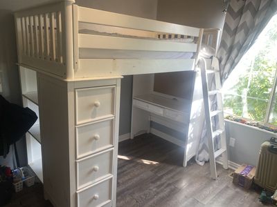 Kids loft bed
