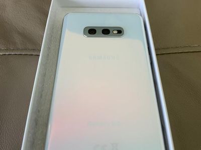 Samsung Galaxy S10E 128gb - Unlocked