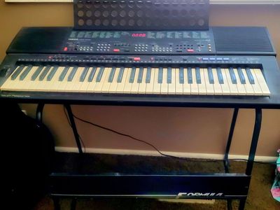 Yamaha PSR-500 61-Key Digital Workstation Keyboard w/ Touch Response, AWM Tone Generation, Stand, Pedal & Power Source