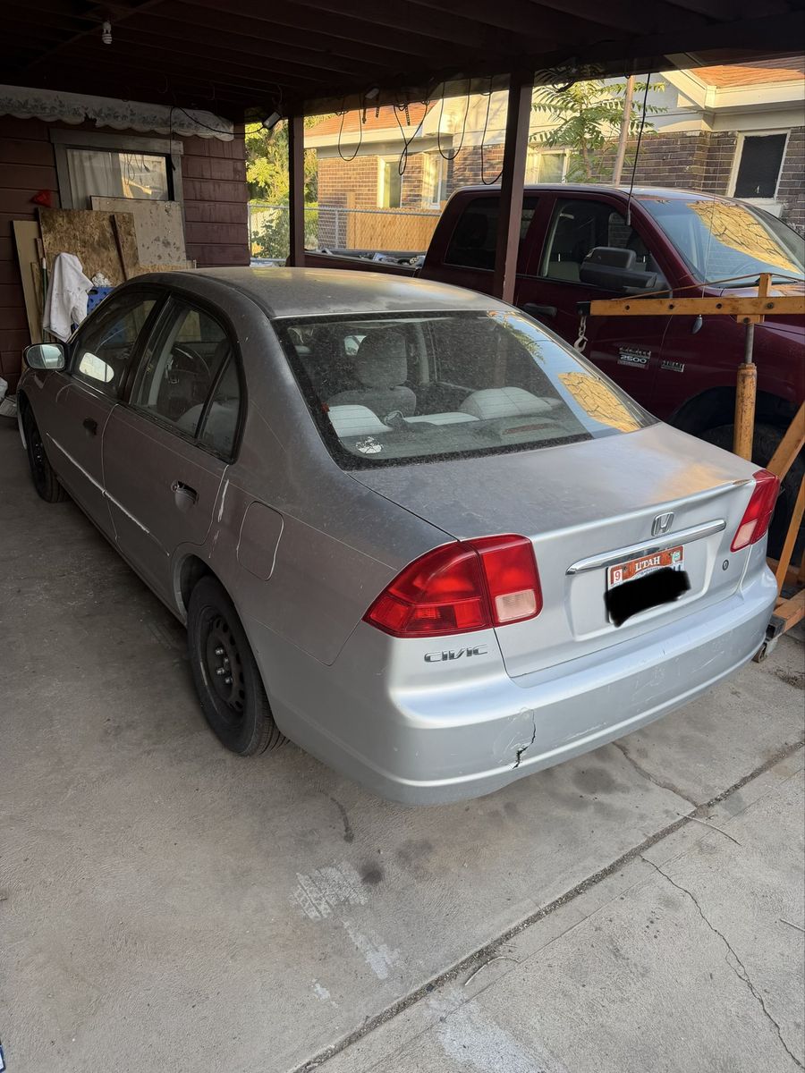Main image 4