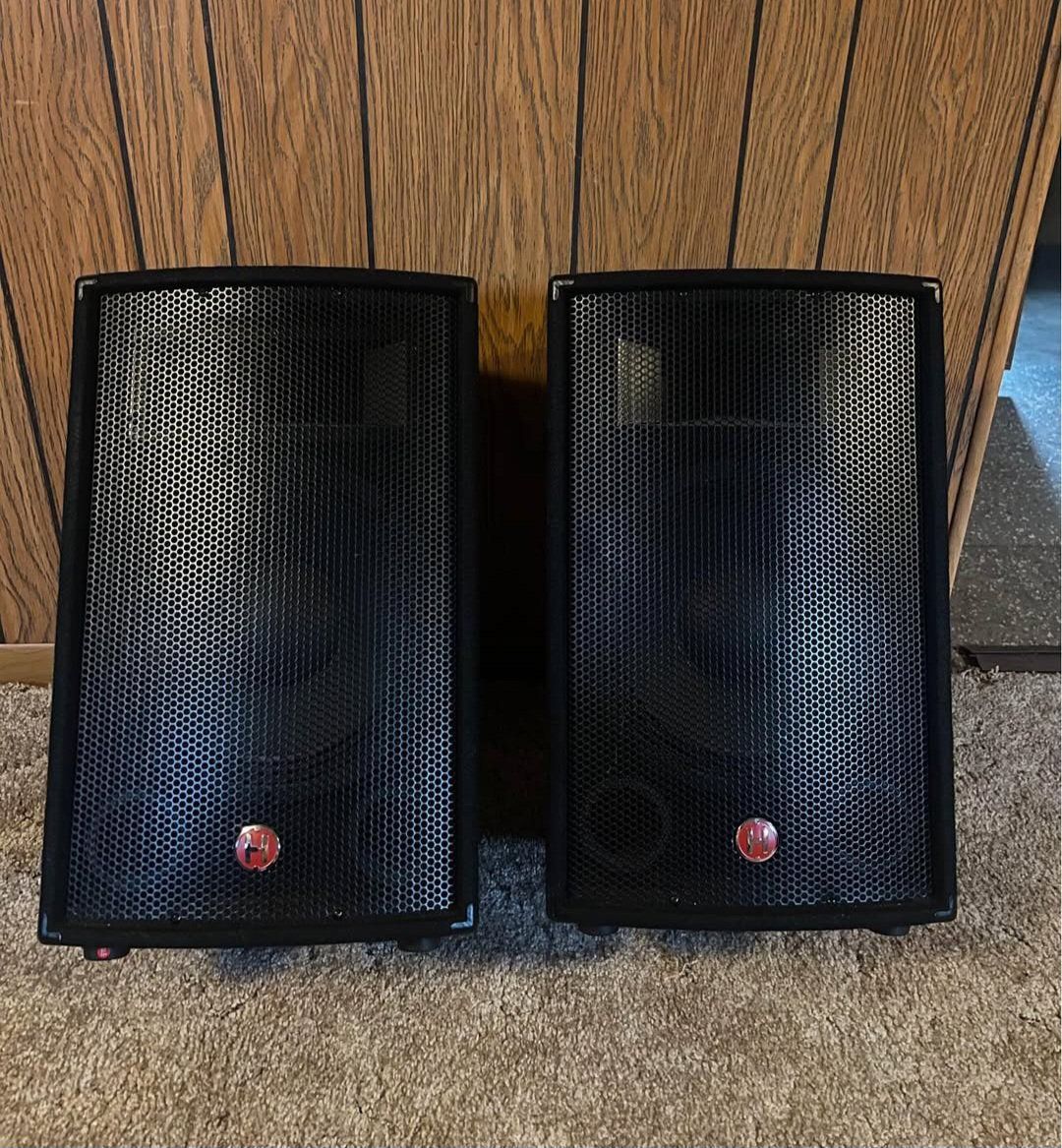 Harbinger M120 Passive PA Speaker 110W. Pair with Input Cords. Excellent Conditions!