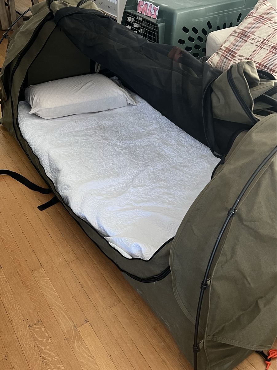 Darche Dusk to Dawn Swag Camping Tent