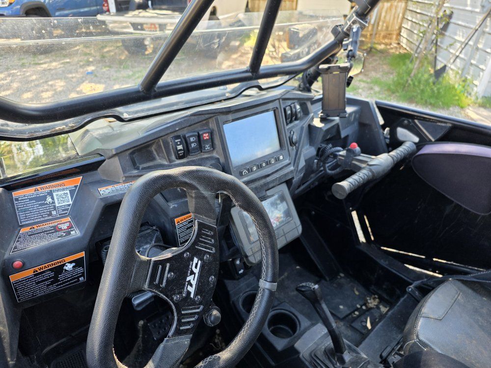 Main image 5