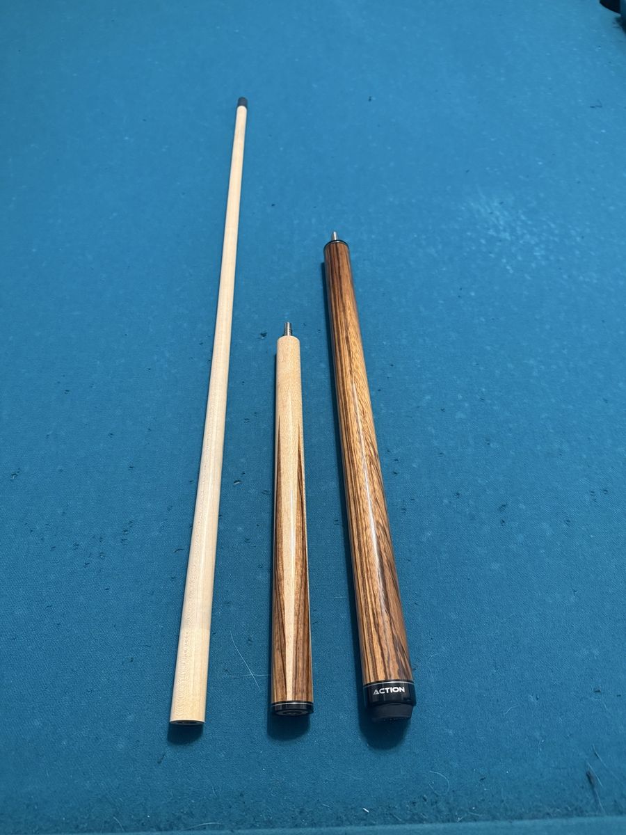 Action break/Jump Cue 3-Piece Wood Pool Cue Stick - Great Condition, Ready to Play