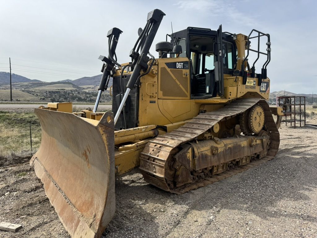 2015 CATERPILLAR D6T XW