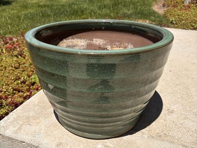 Green Ceramic Pot