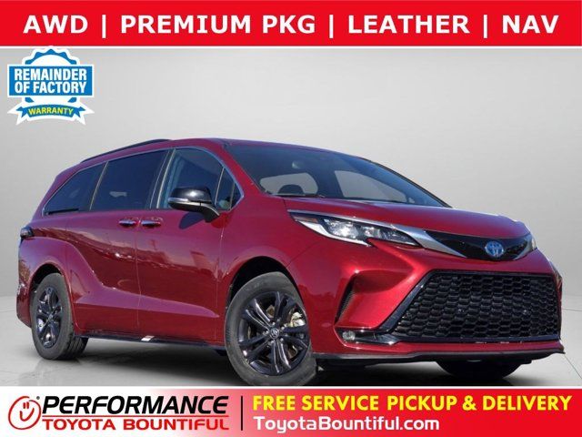 2024 Toyota Sienna XSE 7-Passenger