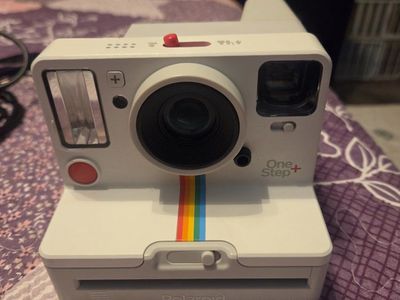 Polaroid OneStep+ i-Type Instant Camera White with Carrying Case & Charging Cable and Film.