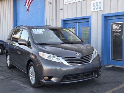 2013 Toyota Sienna XLE 8-Passenger