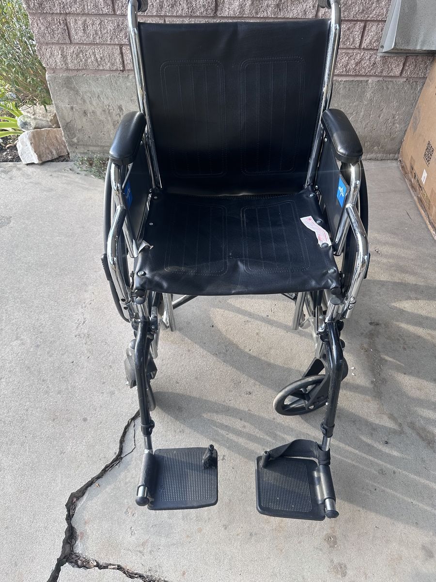 Medline Excel K1 Basic Manual Wheelchair - Black, Adjustable Footrests, Seat Cushion