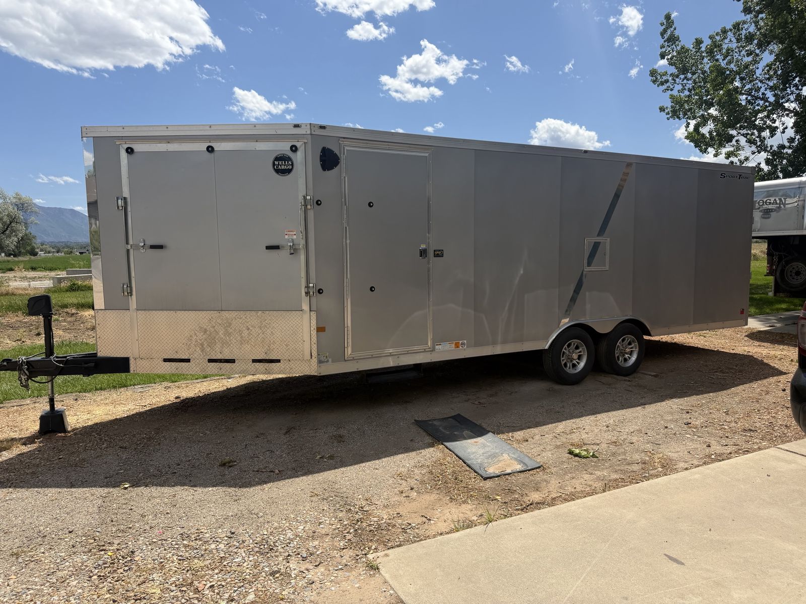 24 wells cargo