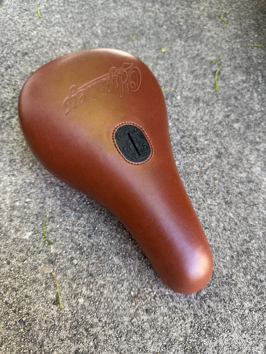 BMX pivotal seat Odyssey brown leather