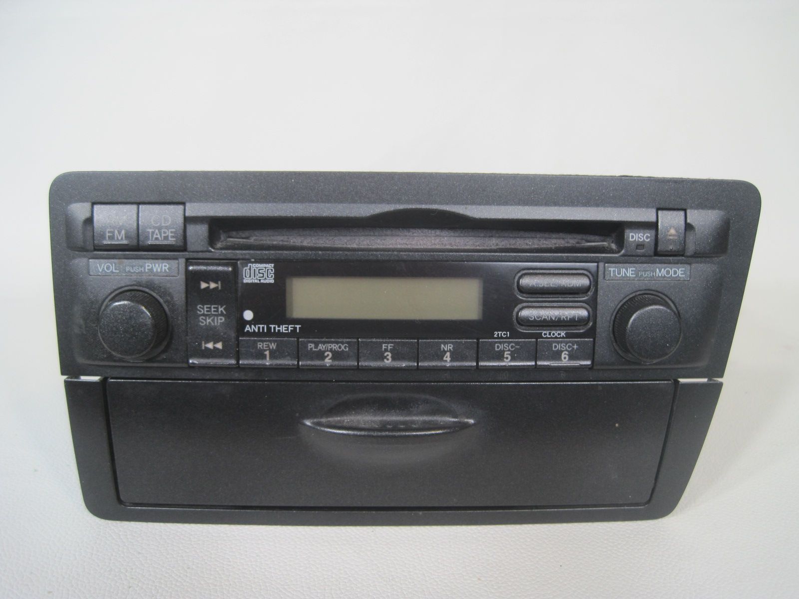 Honda Civic CD Player FM/AM Factory Radio & Tray 2001-2005 P/N 39101-S5A-A610-M1