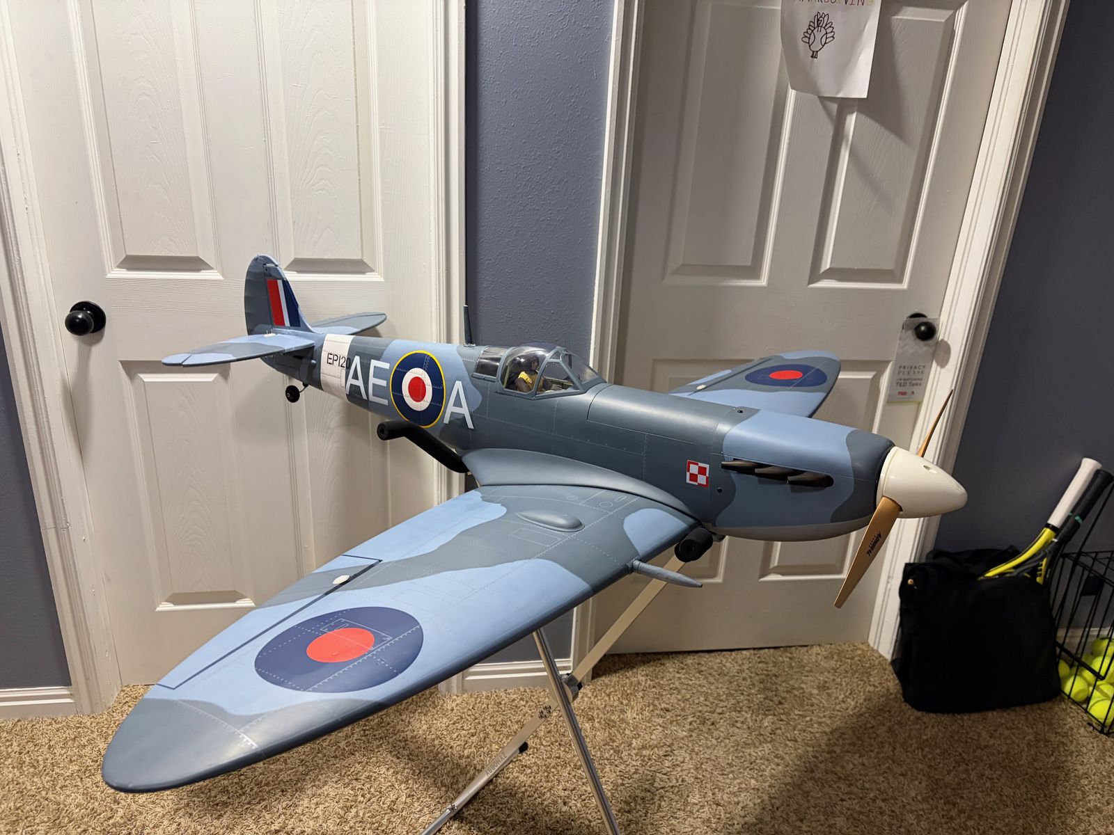 Nexa Spitfire Mk.IX 1540mm - BNF