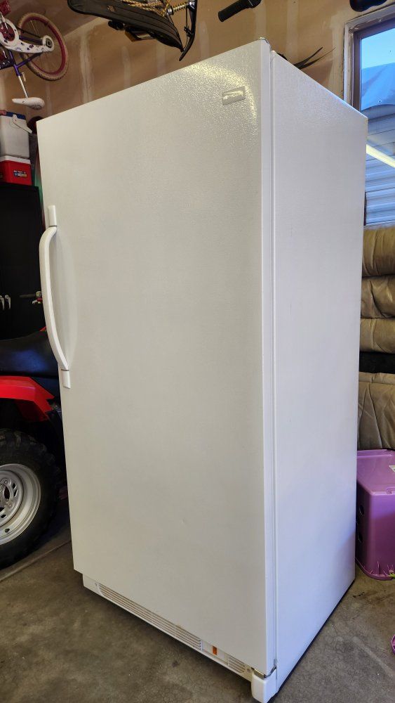 Main image 3