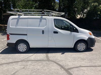 2016 Nissan NV SV
