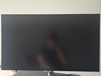 Dell UltraSharp 32" 4K Monitor - Excellent Condition