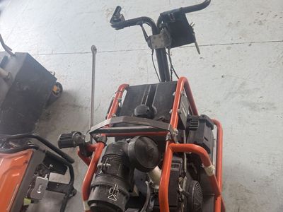 4000 Commercial walk-behind concrete saw / slab saw