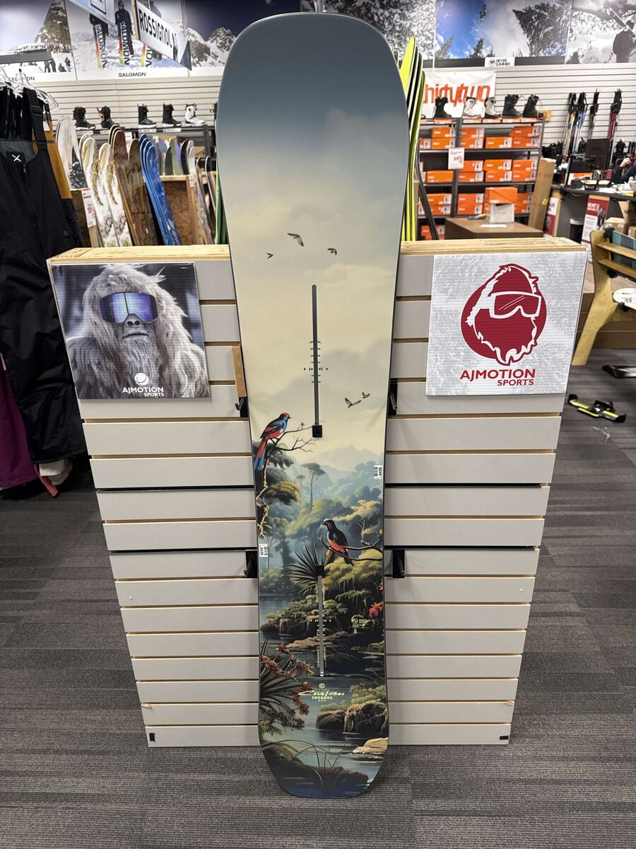 Burton Custom Flying V 158cm Wide Snowboard - Lightly Used (2026)