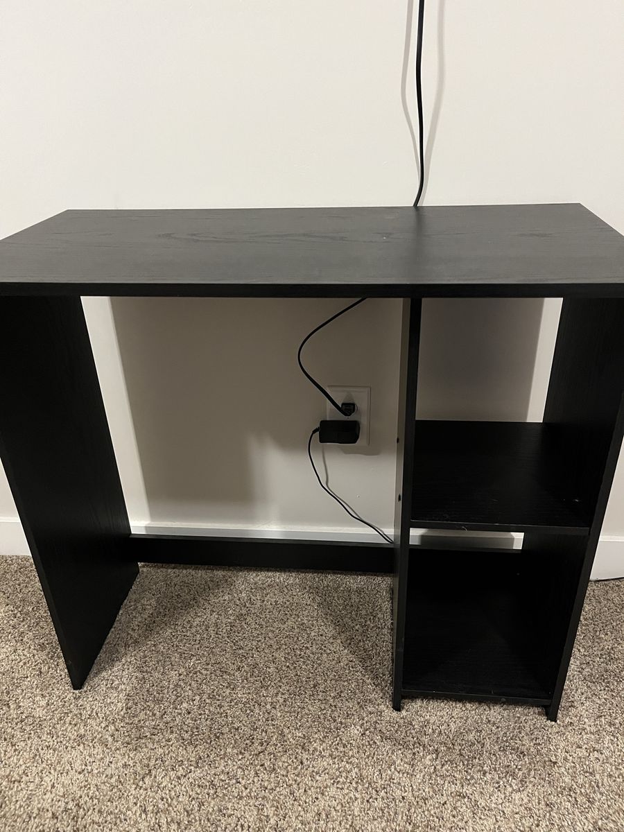 Small desk