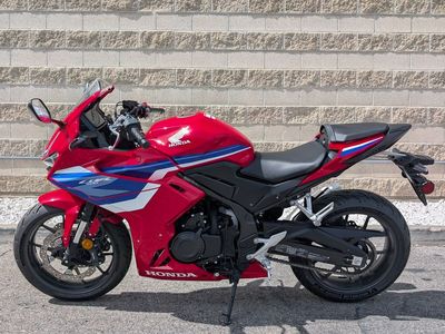 2025 Honda CBR500R ABS