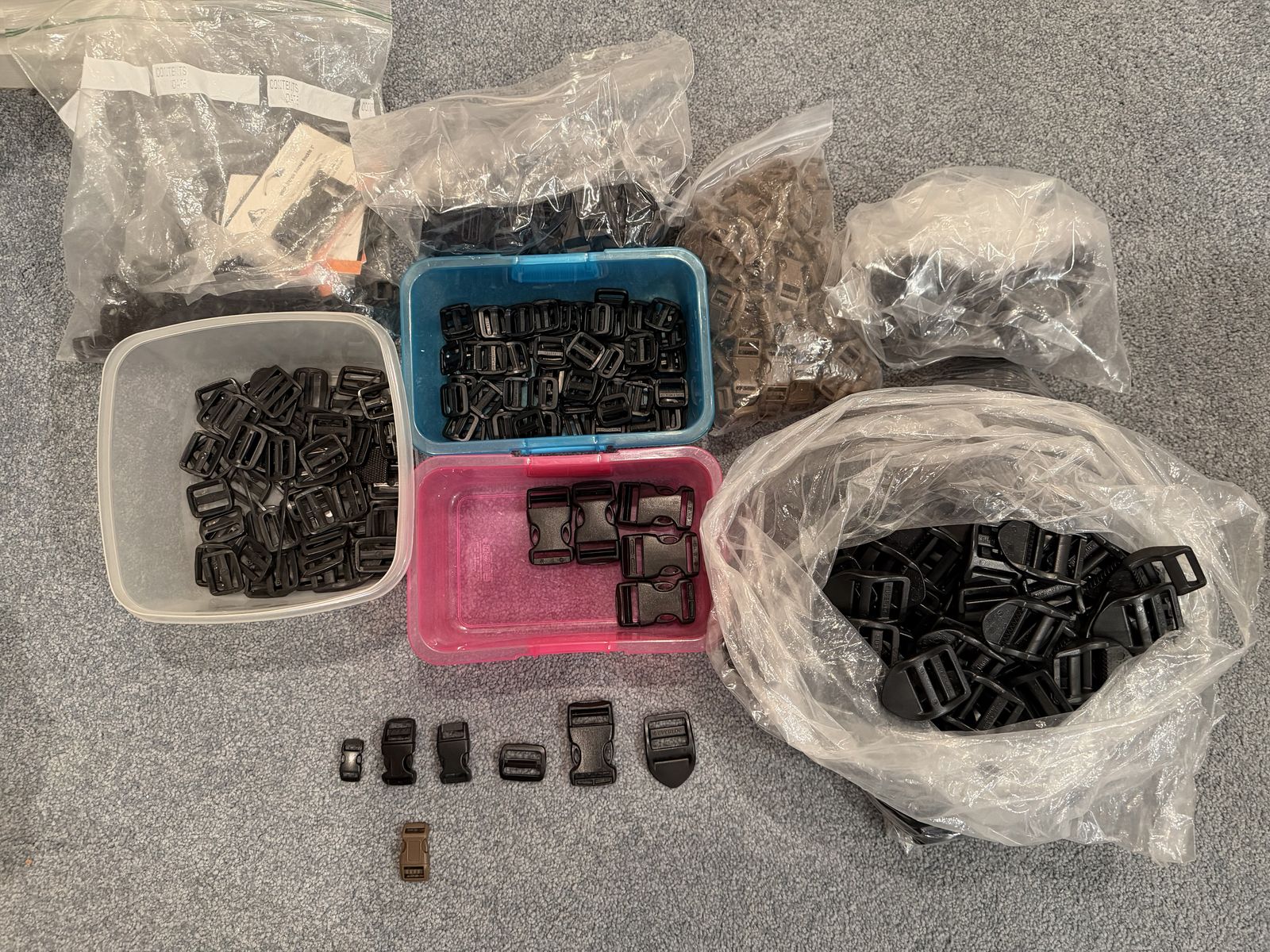 Huge lot of assorted buckles/adjustors