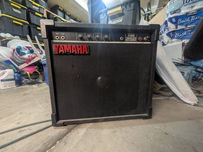 Yamaha VX25B VX Series 40W Bass Guitar Amplifier - Made in Japan, Model VX25B