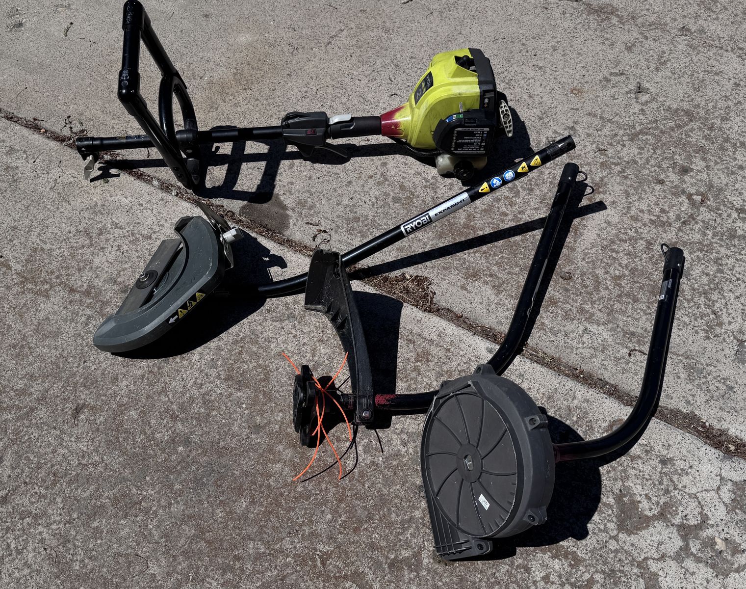 Ryobi Expand-It 3 in 1 edger, trimmer, and blower