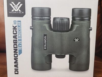 *NEW* Vortex Diamondback HD 10x28 Binoculars (DB-211) w/ FULL WARRANTY