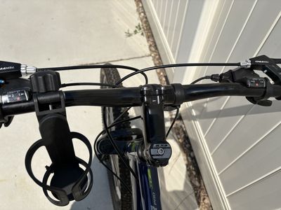 GT Aggressor Pro Mountain Bike - Front Suspension, Disc Brakes, Dark Blue