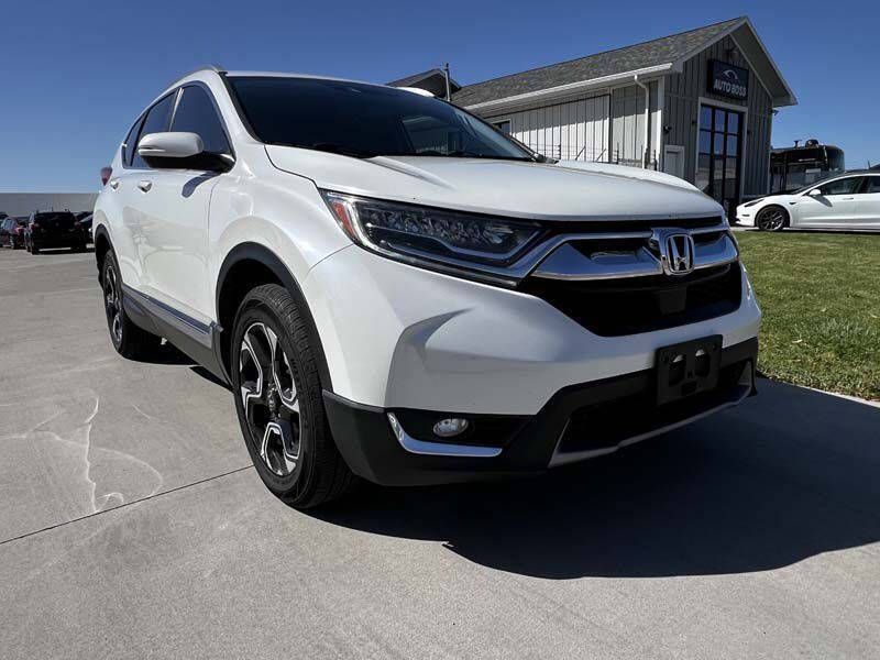 2018 Honda CR-V Touring — rebuilt & branded title, 8% below market