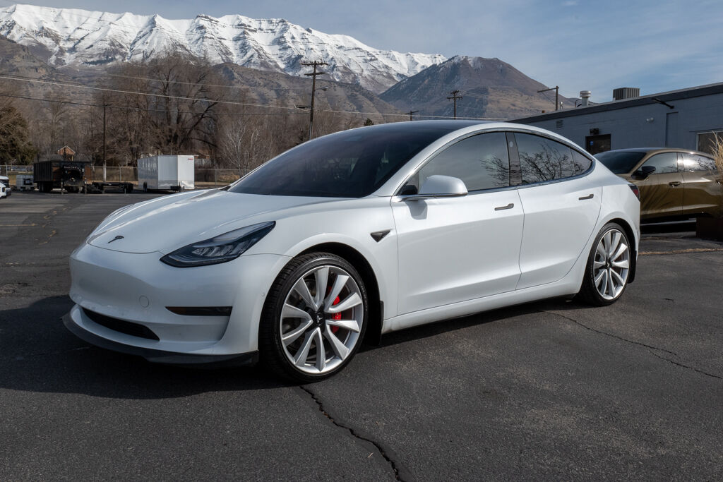 2019 Tesla Model 3 Performance