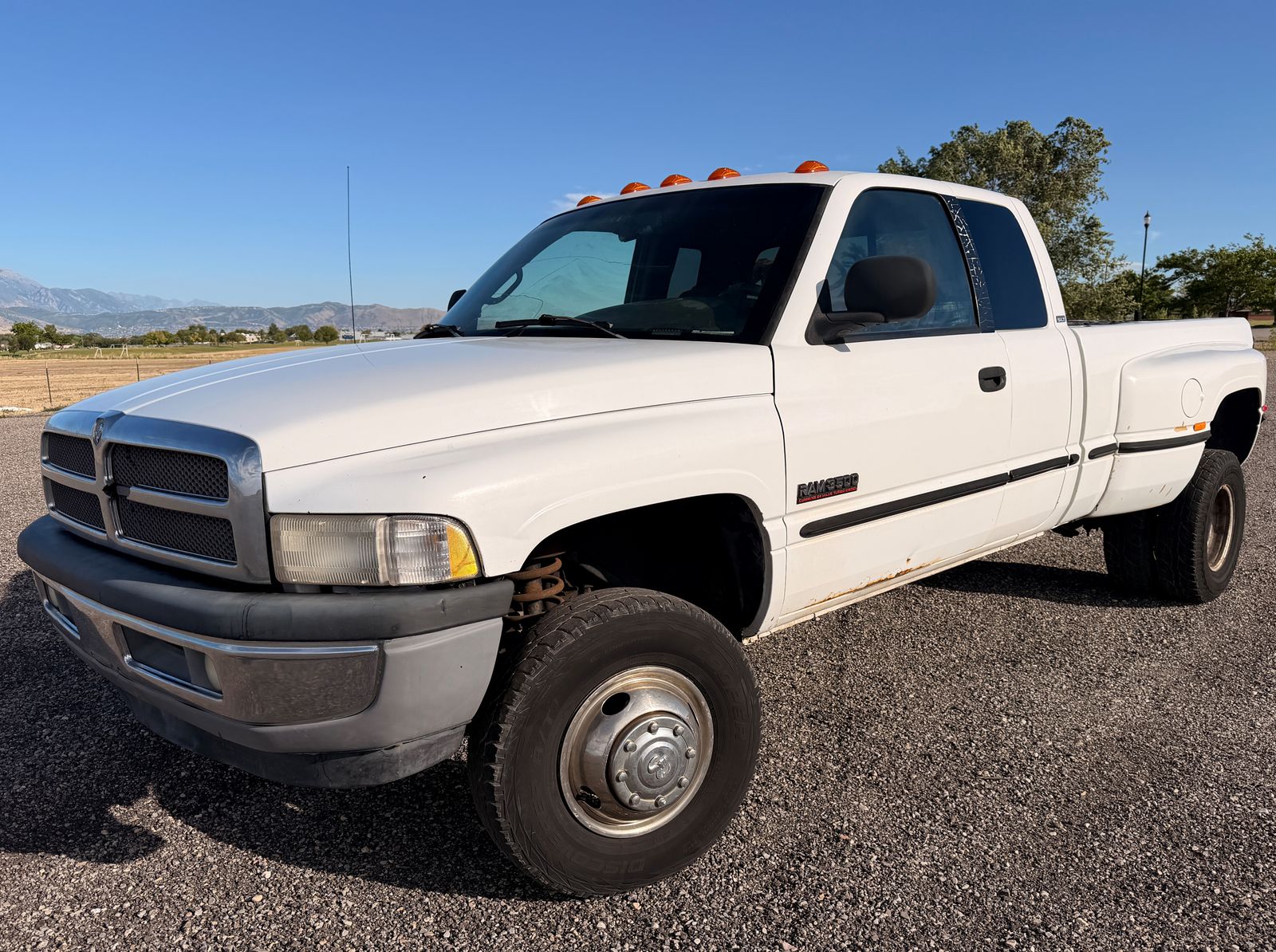 1999 Dodge Ram 3500 Laramie SLT
