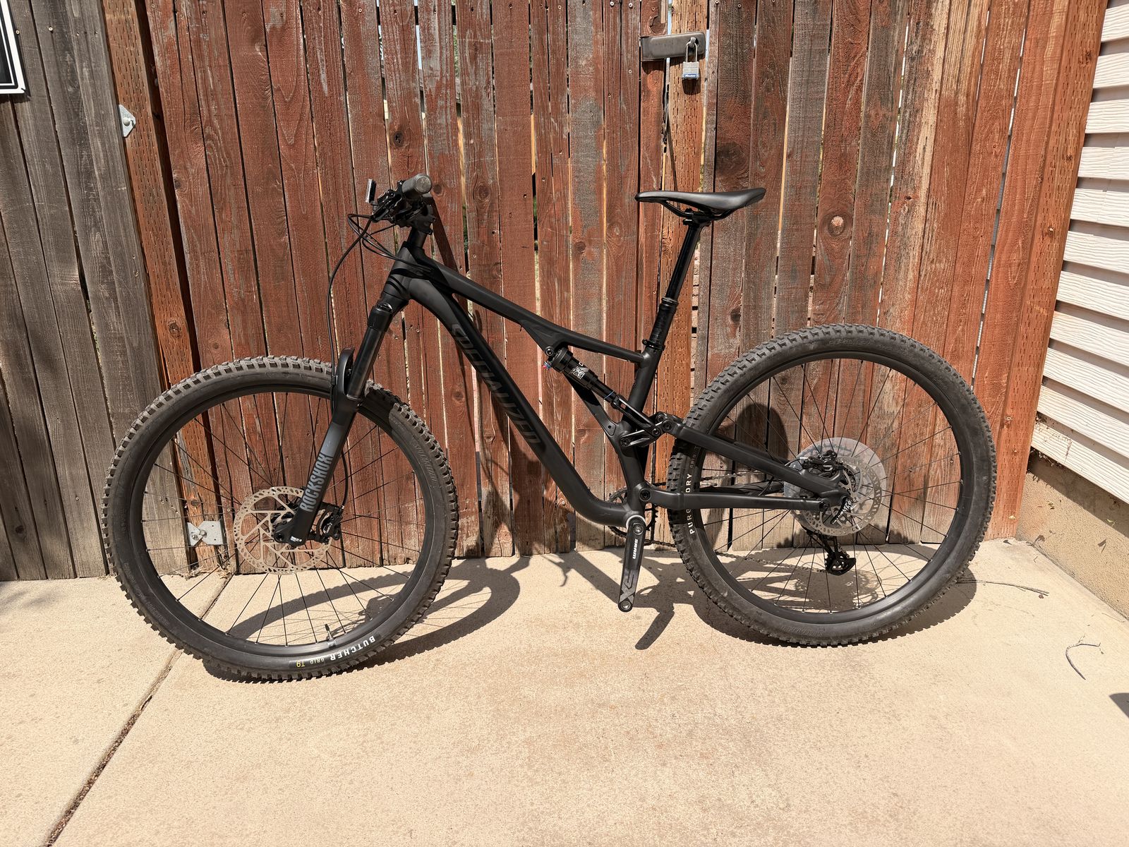 Mountain Bike - 2022 Specialized Stumpjumper Alloy - S3