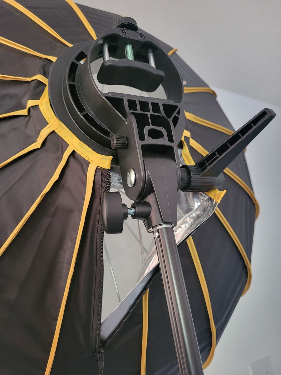 Main image 10