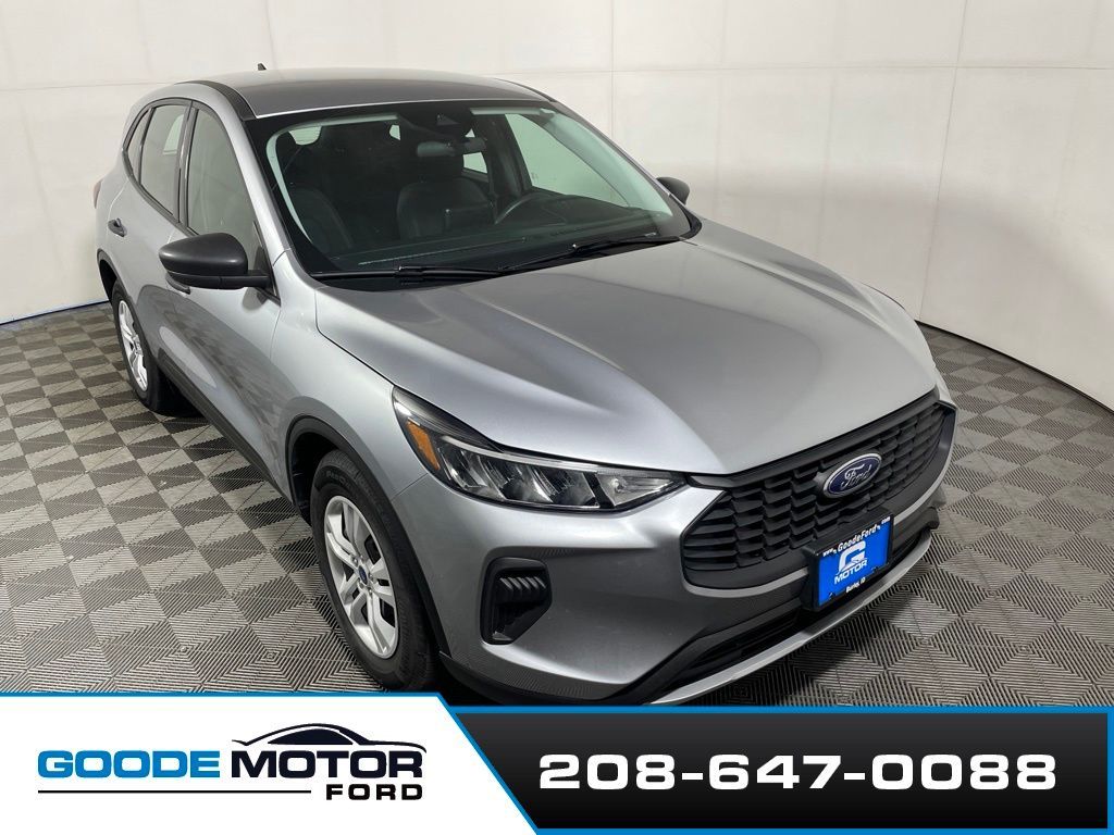 2023 Ford Escape Base