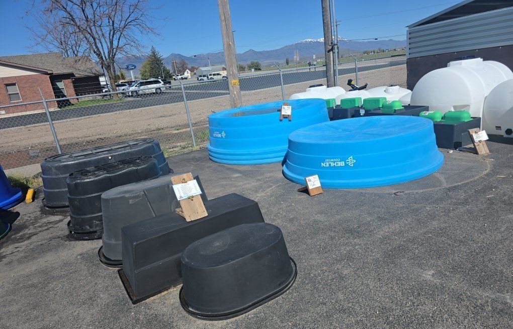 iso 250 gal or bigger water container