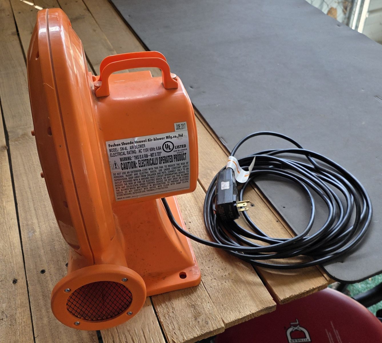 Foshan Shunde Huawei Air Blower SW-4L Bounce House GFCI Plug Very Nice Very Strong