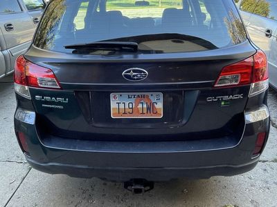 2010 SUBARU OUTBACK 2.5i Limited