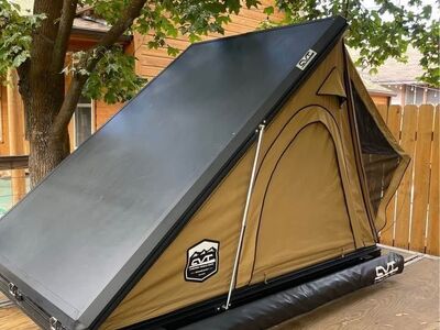 CVT Mount Hood Roof Top Tent + Awning