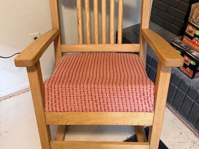 Classic Oak Wood Rocking Chair with Red Patterned Cushion - Comfortable & Sturdy