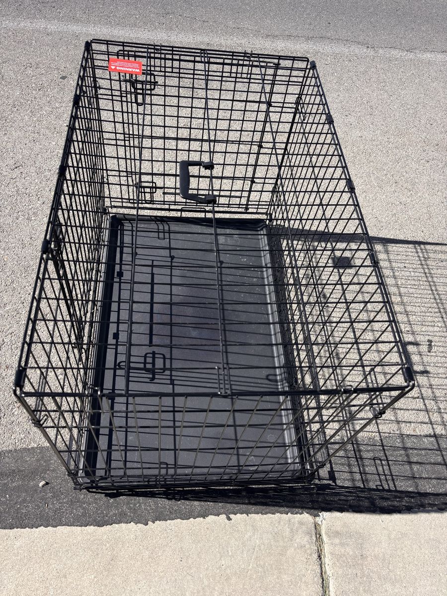 Heavy Duty massive size dog crate in like new condition