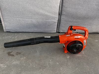 Leaf Blower