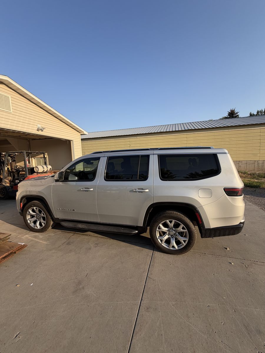 2022 Jeep Wagoneer Series II