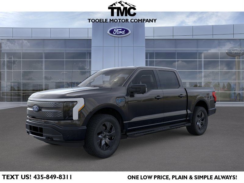 2025 Ford F-150 Lightning Flash