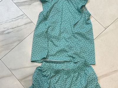 Gap Green Heart Print Pajama Set - Size 10