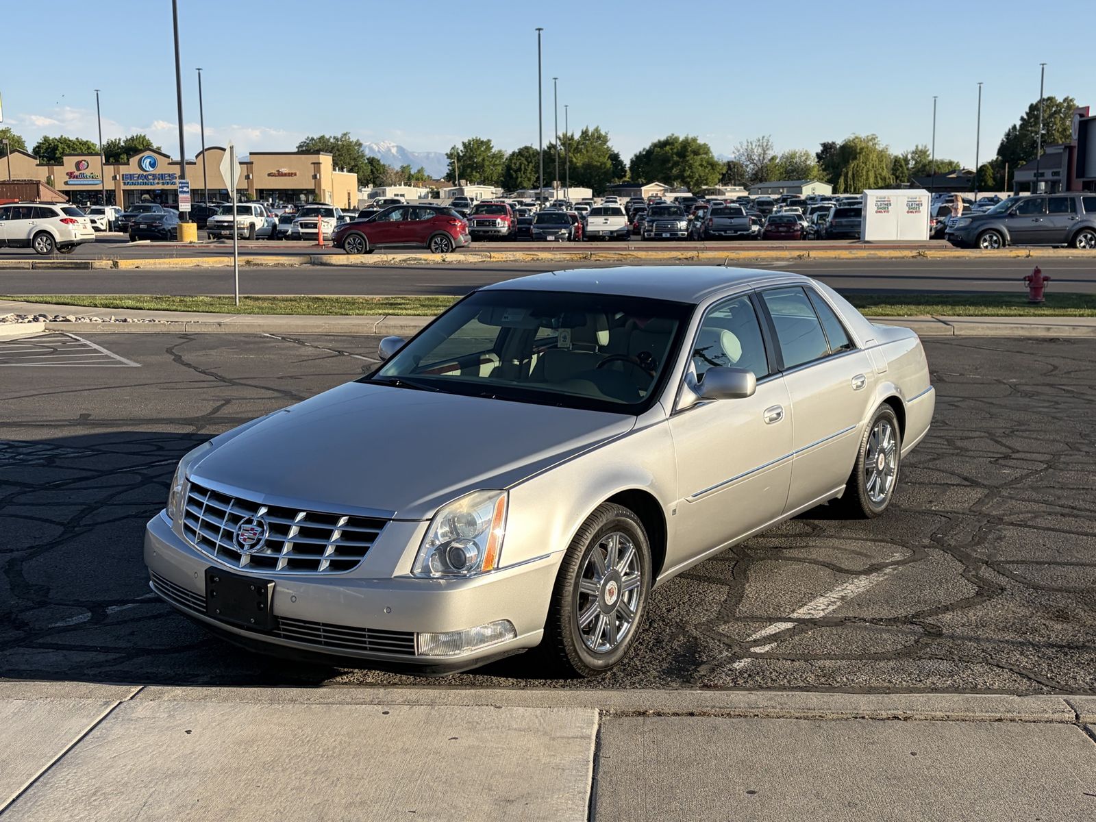 2008 Cadillac DTS Luxury III