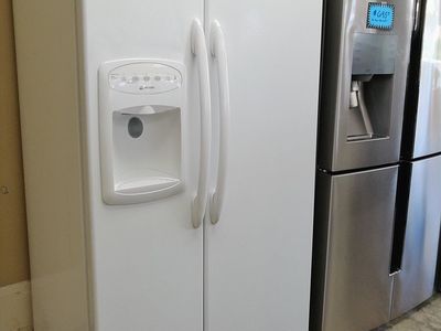 25 cf Side by Side~Water and Ice~90 Day Guarantee